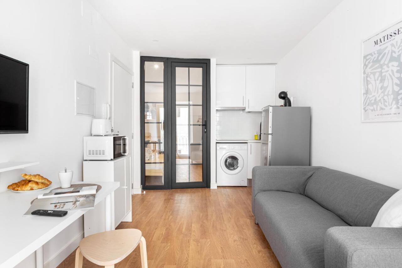 Altido Elegant Apartments Moments From Carmo Convent, In Bairro Alto Lisboa Exterior foto