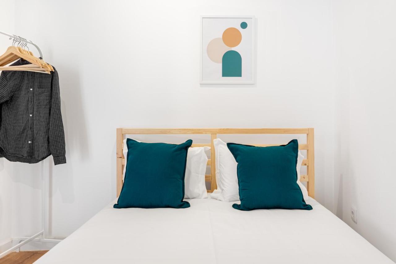 Altido Elegant Apartments Moments From Carmo Convent, In Bairro Alto Lisboa Exterior foto